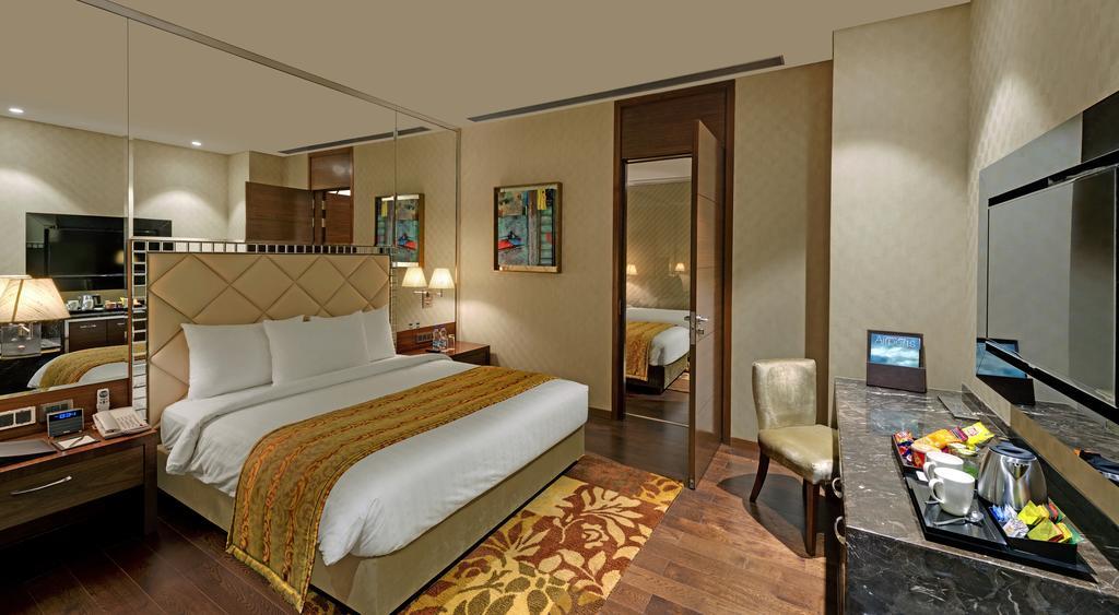 Niranta Transit Hotel Terminal 2 Arrivals/Landside Bombay Esterno foto