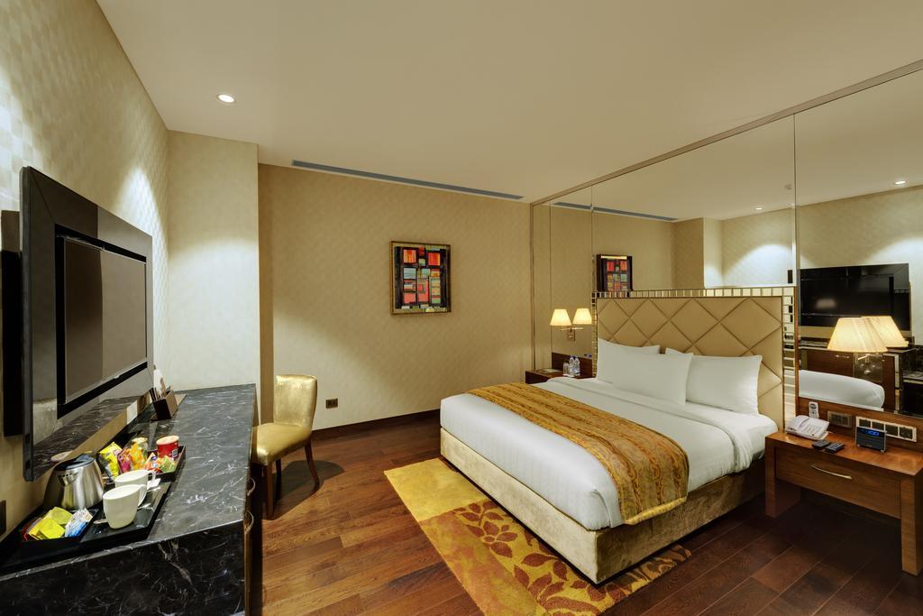 Niranta Transit Hotel Terminal 2 Arrivals/Landside Bombay Esterno foto