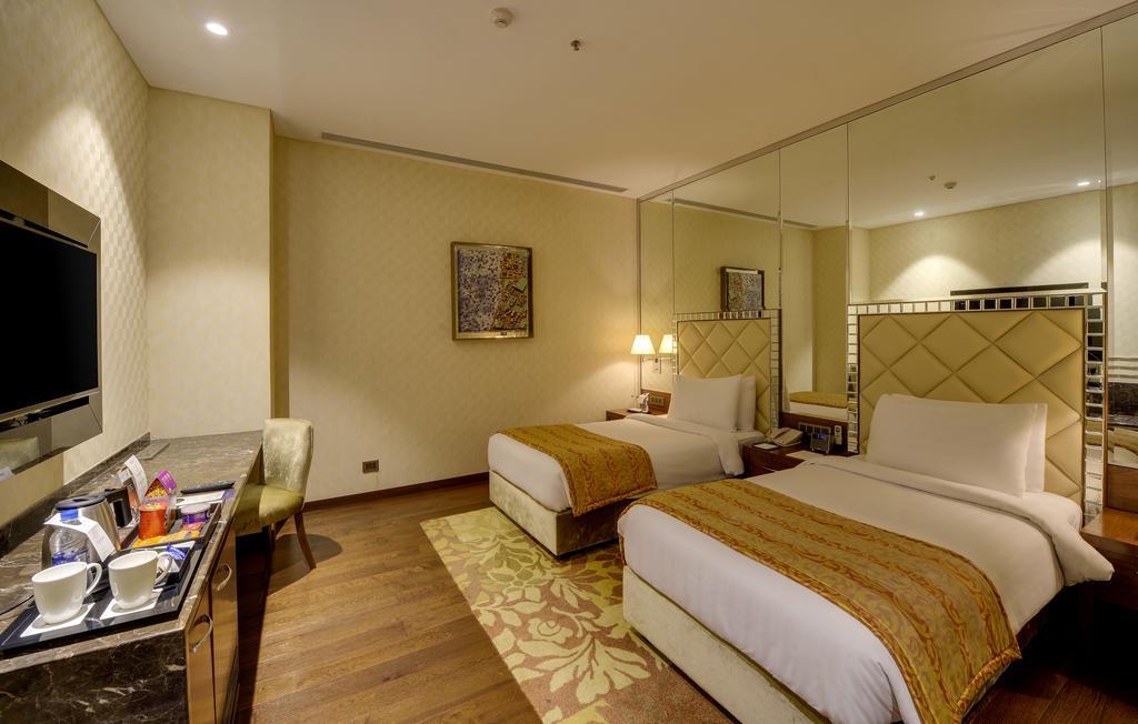Niranta Transit Hotel Terminal 2 Arrivals/Landside Bombay Esterno foto