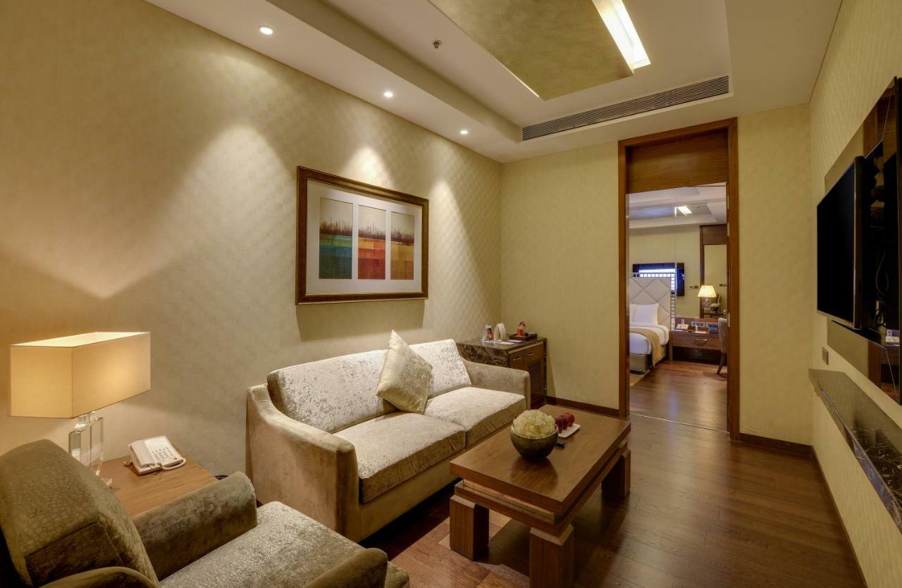Niranta Transit Hotel Terminal 2 Arrivals/Landside Bombay Esterno foto